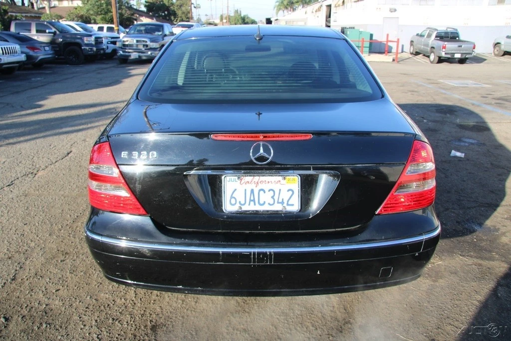 2005 Mercedes-Benz W211 E-Class - Image 5 of 21