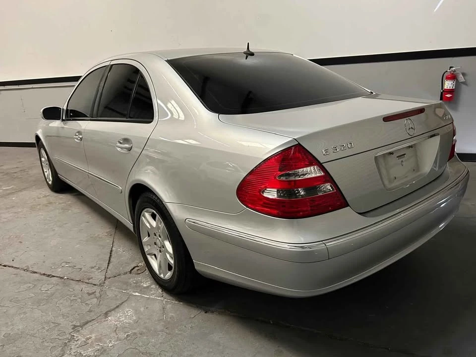 2005 Mercedes-Benz W211 E-Class - Image 13 of 20
