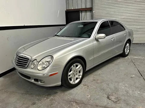 2005 Mercedes-Benz E-Class E 350 4MATIC Sedan 4D