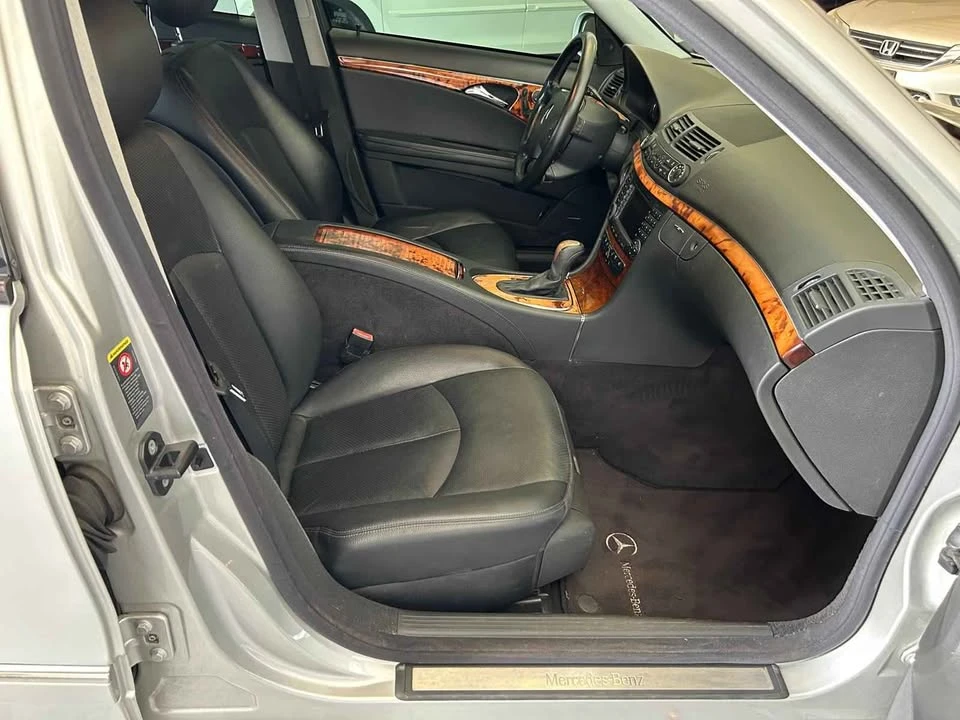 2005 Mercedes-Benz W211 E-Class - Image 11 of 20