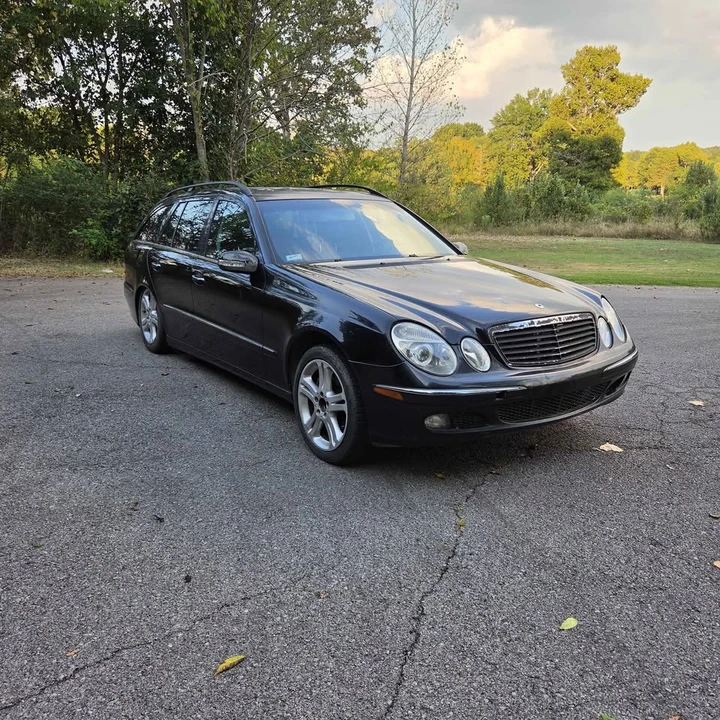 2005 Mercedes-Benz W211 E-Class - Image 2 of 9