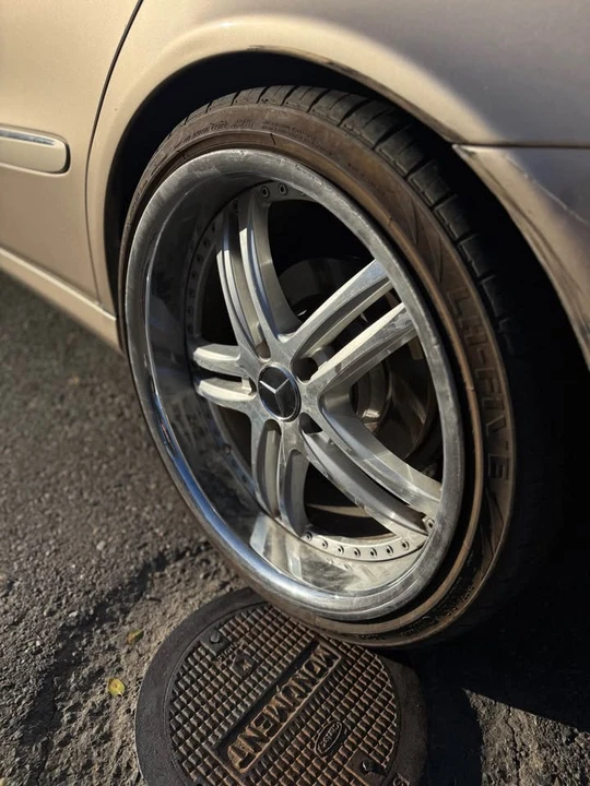 2005 Mercedes-Benz W211 E-Class - Image 5 of 12