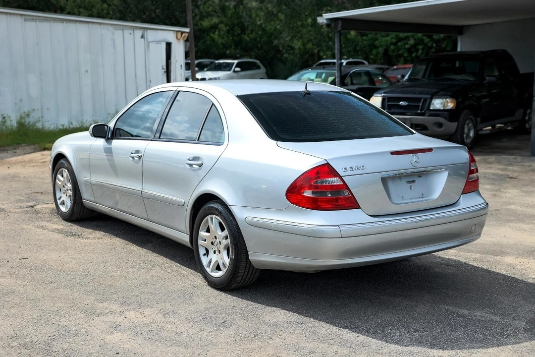 2005 Mercedes-Benz W211 E-Class - Image 5 of 12