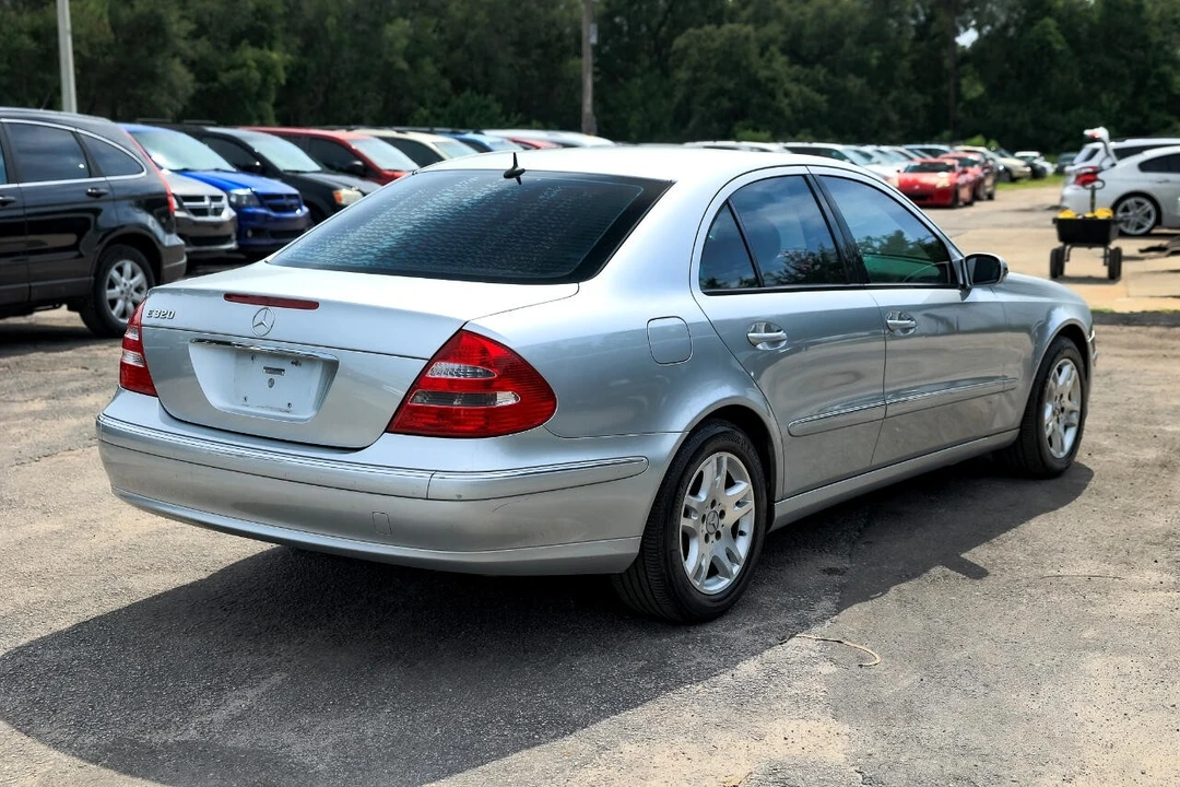 2005 Mercedes-Benz W211 E-Class - Image 11 of 12