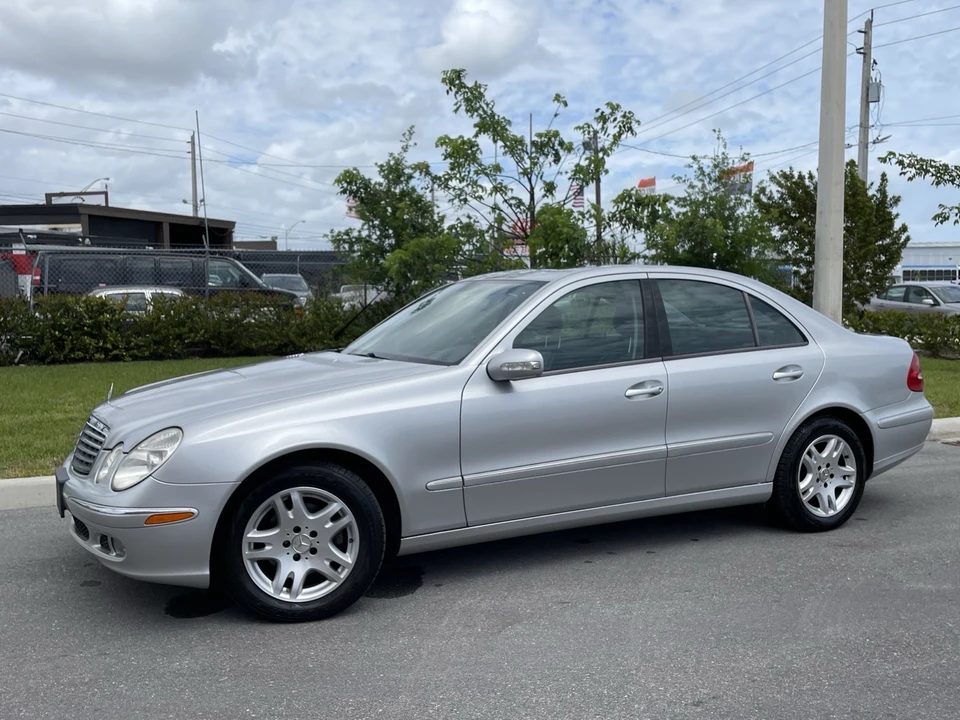 2005 Mercedes-Benz W211 E-Class - Image 16 of 21