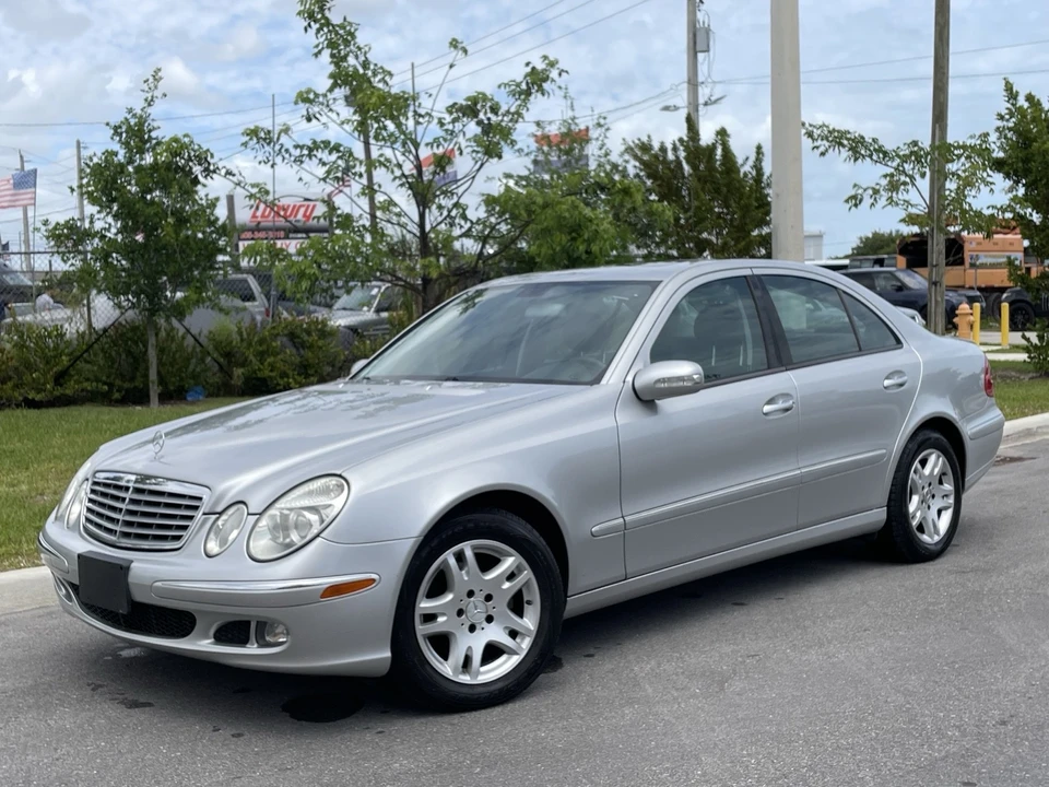 2005 Mercedes-Benz W211 E-Class - Image 12 of 21