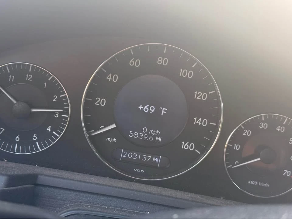 2005 Mercedes-Benz W211 E-Class - Image 3 of 10
