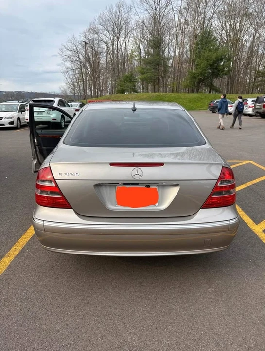 2005 Mercedes-Benz W211 E-Class - Image 6 of 12