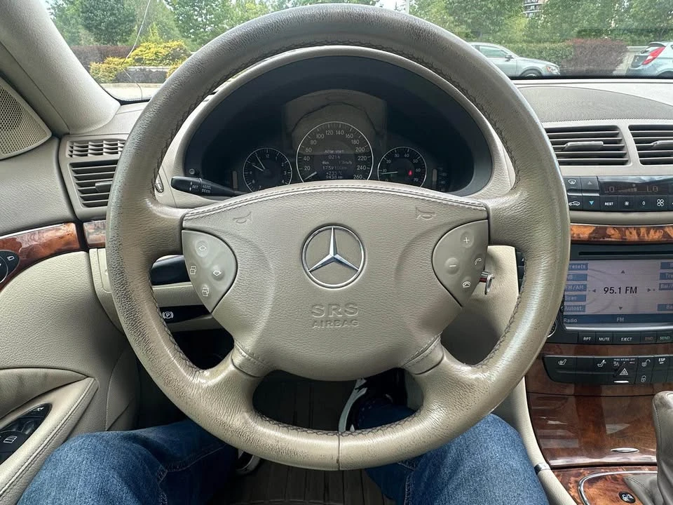 2005 Mercedes-Benz W211 E-Class - Image 9 of 18