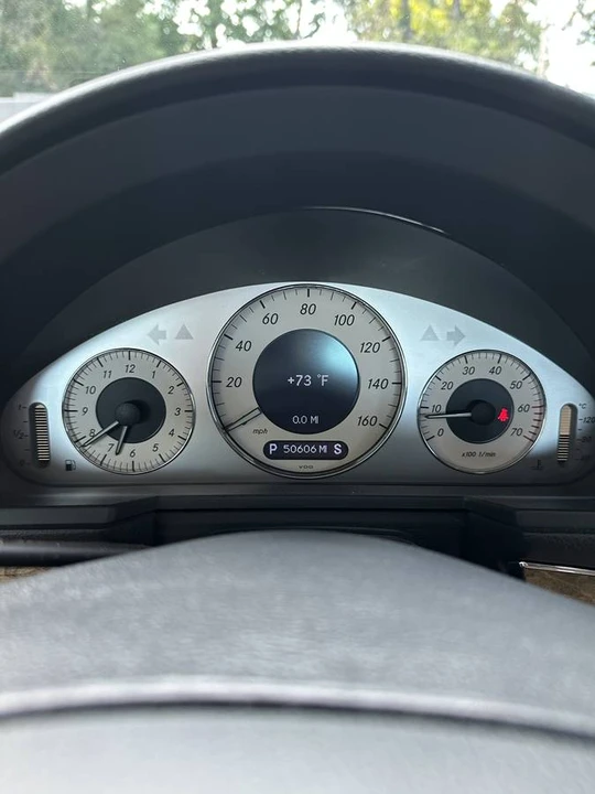2005 Mercedes-Benz W211 E-Class - Image 12 of 17