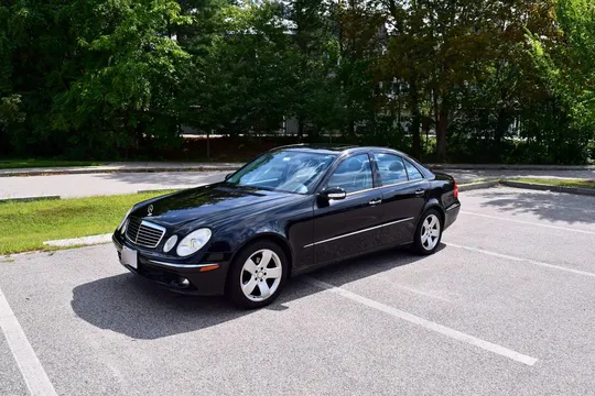 2005 Mercedes-Benz E-Class E320