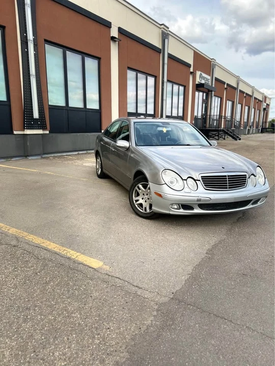2005 Mercedes-Benz W211 E-Class - Image 2 of 12
