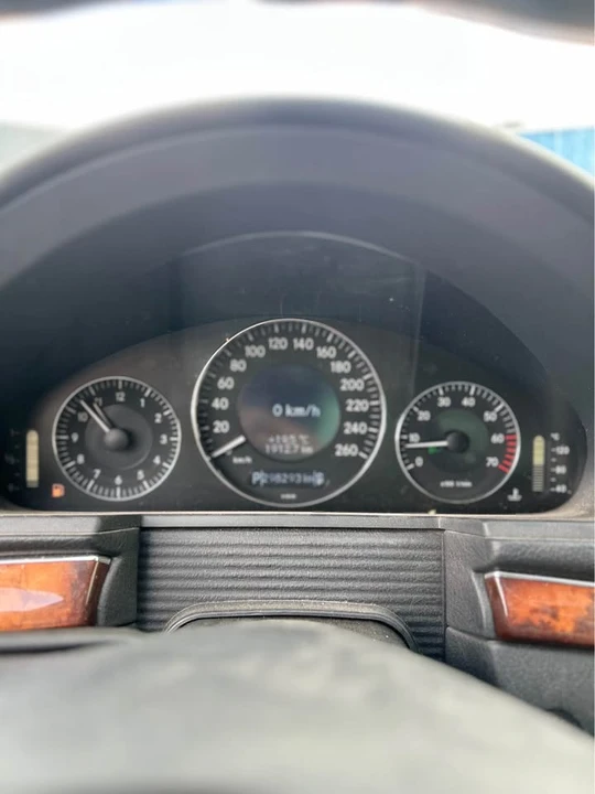 2005 Mercedes-Benz W211 E-Class - Image 9 of 12