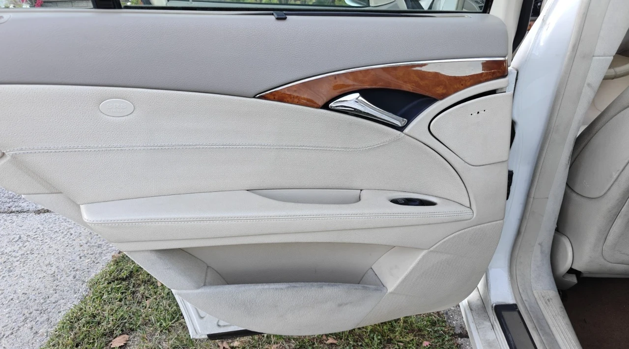 2005 Mercedes-Benz W211 E-Class - Image 11 of 19