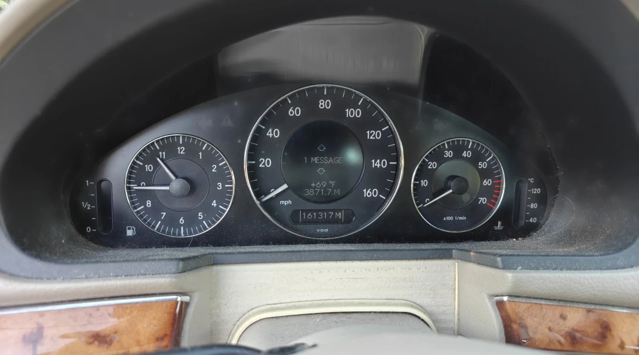 2005 Mercedes-Benz W211 E-Class - Image 9 of 19
