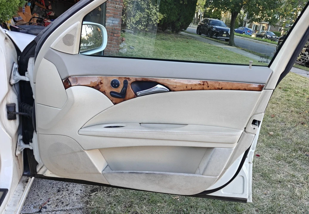 2005 Mercedes-Benz W211 E-Class - Image 15 of 19