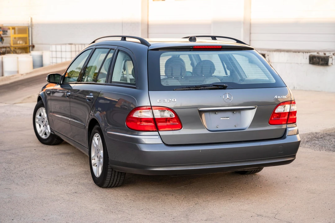 2005 Mercedes-Benz W211 E-Class - Image 15 of 31