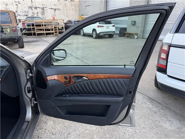2005 Mercedes-Benz W211 E-Class - Image 19 of 21