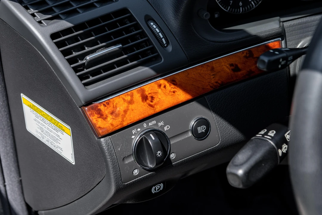 2005 Mercedes-Benz W211 E-Class - Image 23 of 31