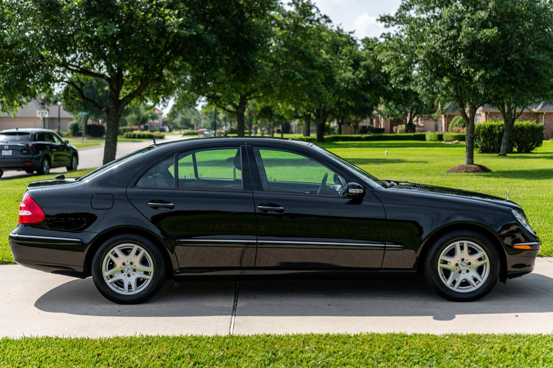 2005 Mercedes-Benz W211 E-Class - Image 8 of 31