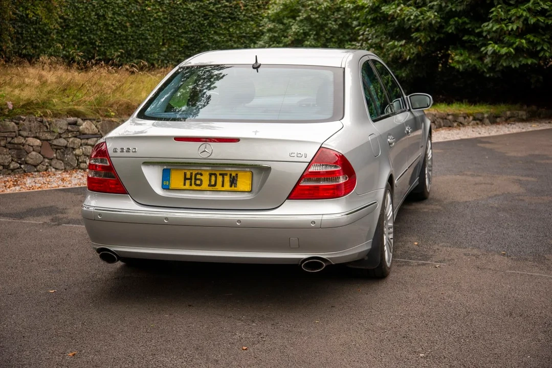 2005 Mercedes-Benz W211 E-Class - Image 17 of 30
