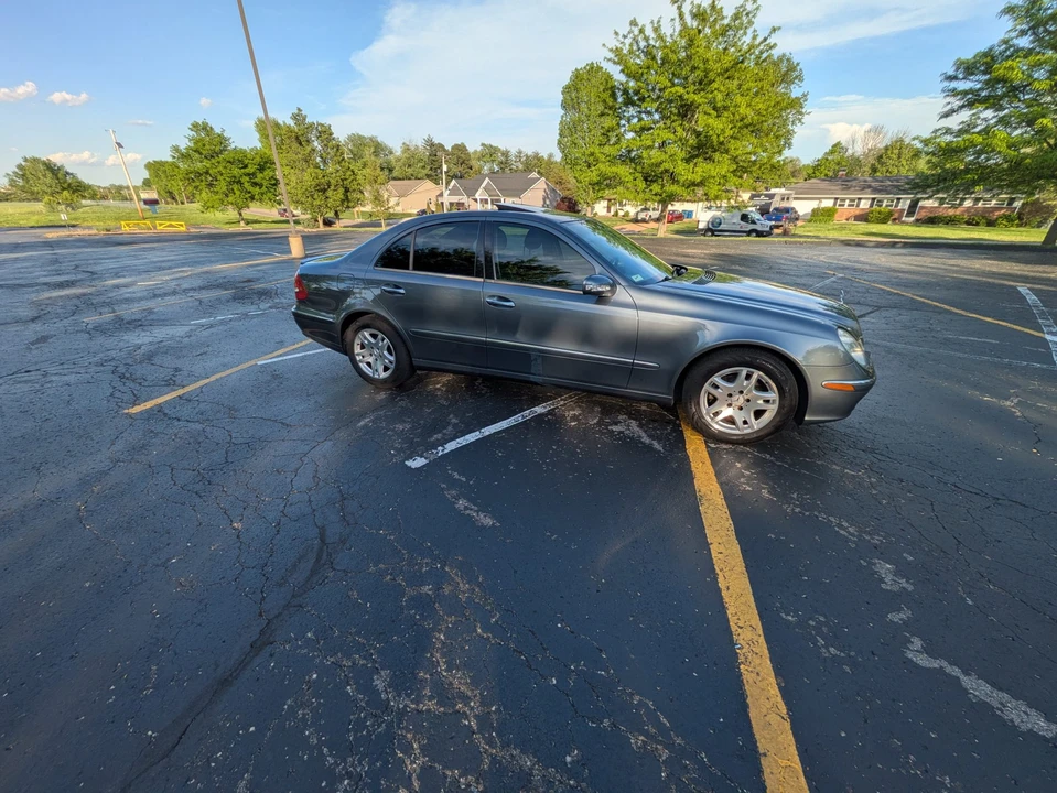 2005 Mercedes-Benz W211 E-Class - Image 10 of 31