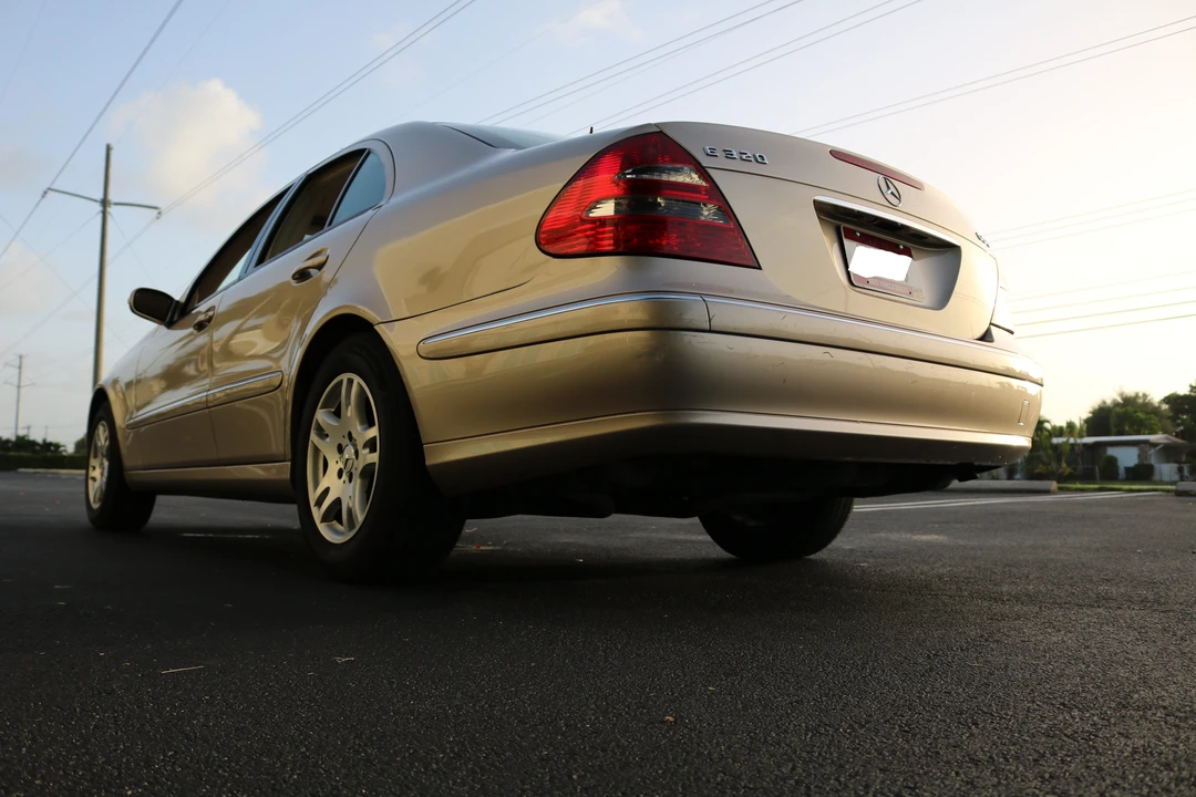 2005 Mercedes-Benz W211 E-Class - Image 9 of 18