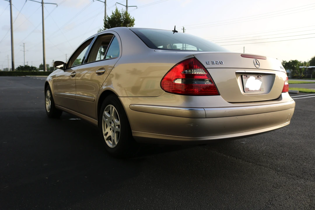 2005 Mercedes-Benz W211 E-Class - Image 8 of 18