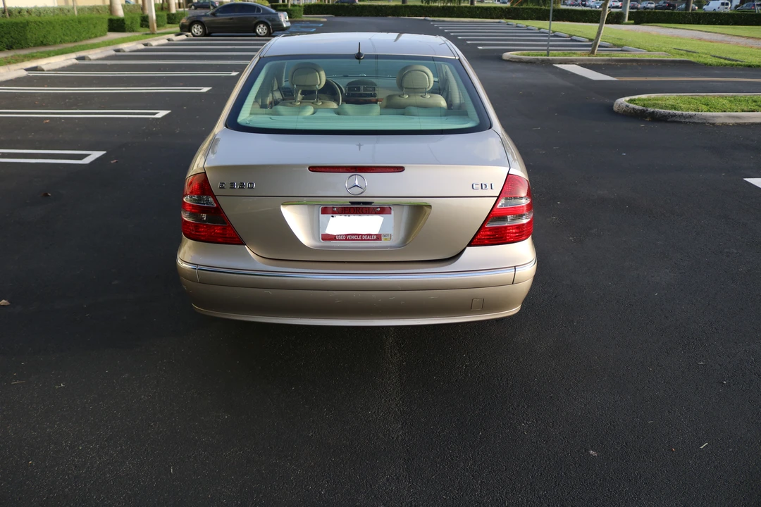 2005 Mercedes-Benz W211 E-Class - Image 10 of 18