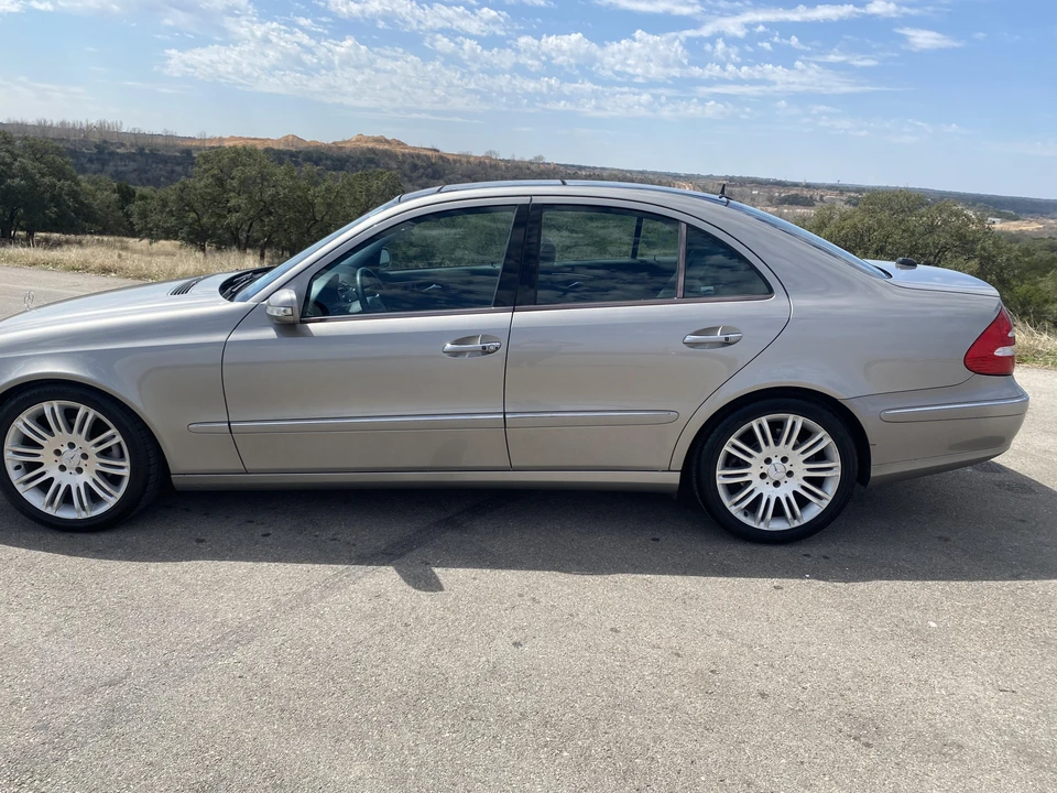 2005 Mercedes-Benz W211 E-Class - Image 10 of 31