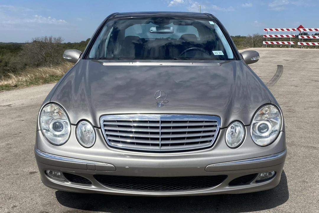 2005 Mercedes-Benz W211 E-Class - Image 2 of 31