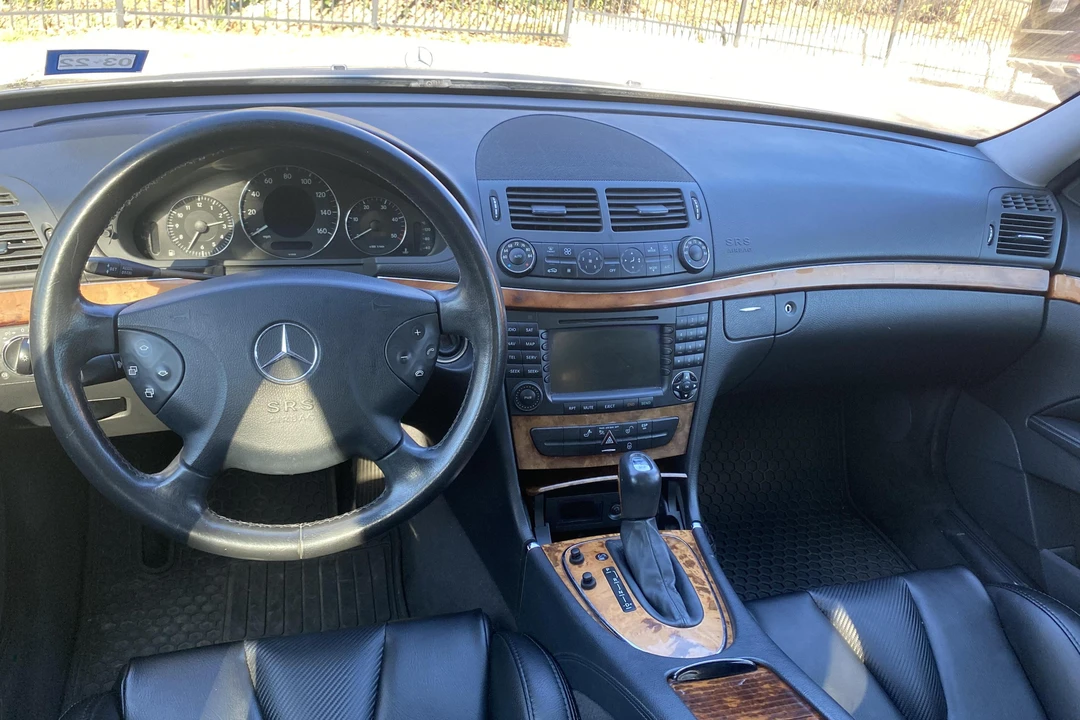 2005 Mercedes-Benz W211 E-Class - Image 28 of 31