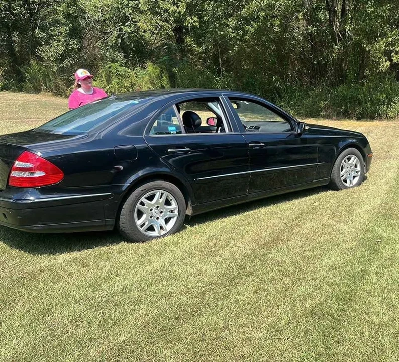 2005 Mercedes-Benz W211 E-Class - Image 2 of 10