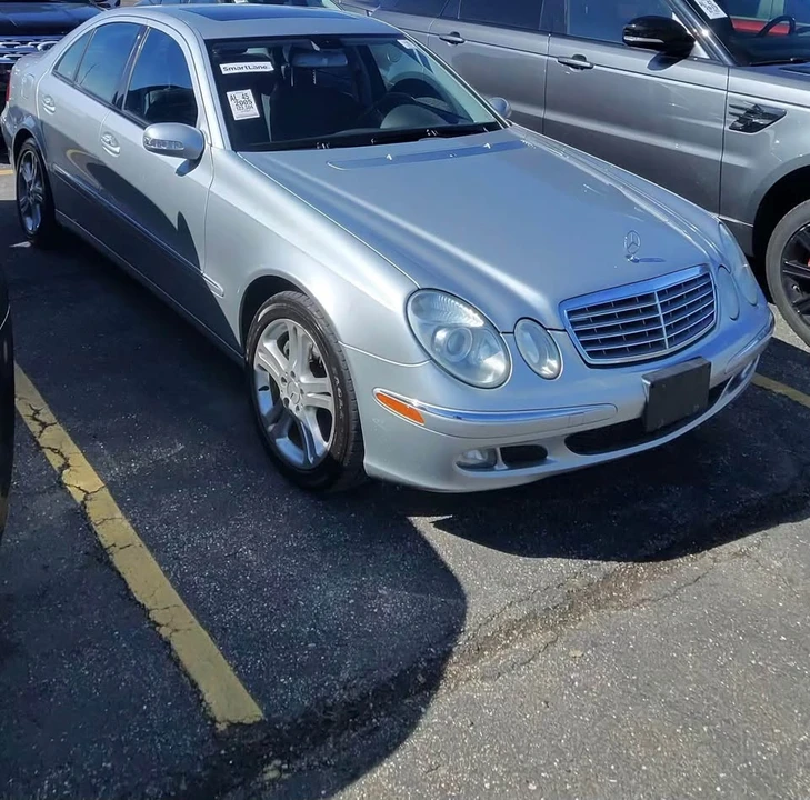 2005 Mercedes-Benz W211 E-Class - Image 2 of 4