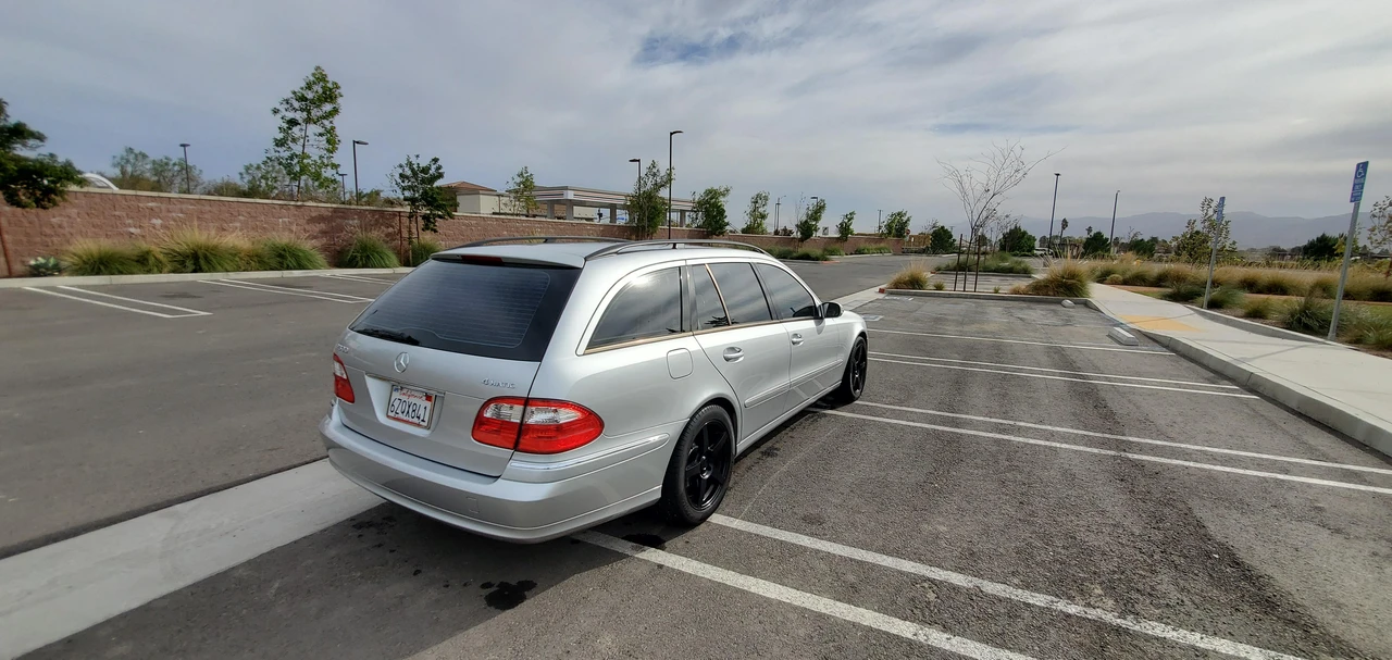 2005 Mercedes-Benz W211 E-Class - Image 13 of 31