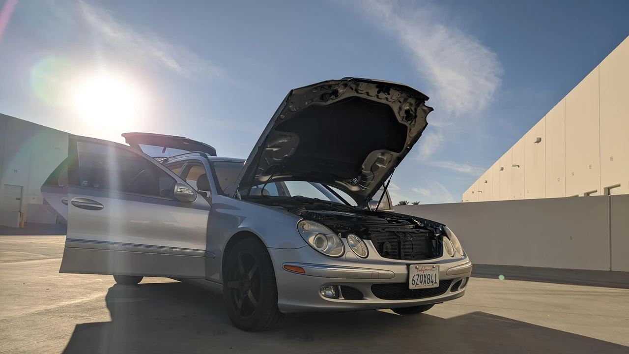 2005 Mercedes-Benz W211 E-Class - Image 17 of 31