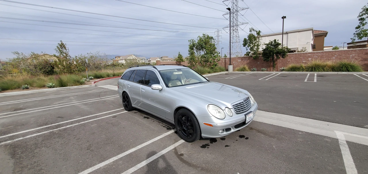 2005 Mercedes-Benz W211 E-Class - Image 14 of 31