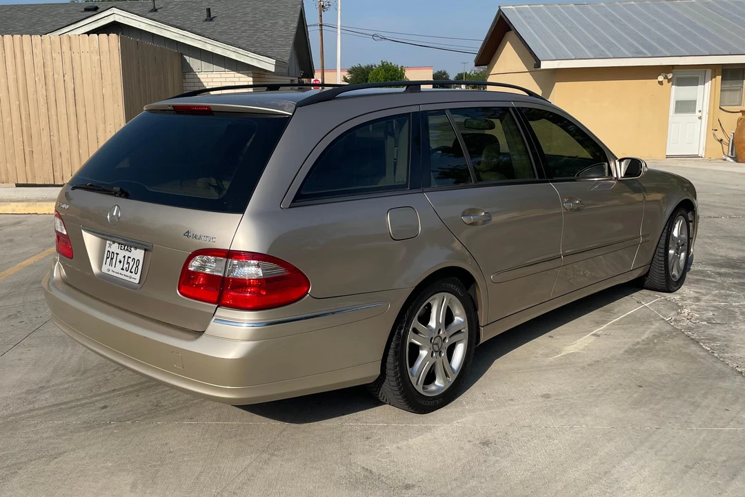 2005 Mercedes-Benz W211 E-Class - Image 4 of 31