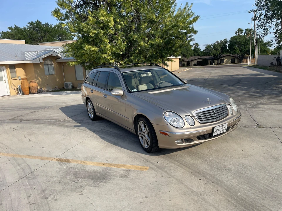 2005 Mercedes-Benz W211 E-Class - Image 14 of 31