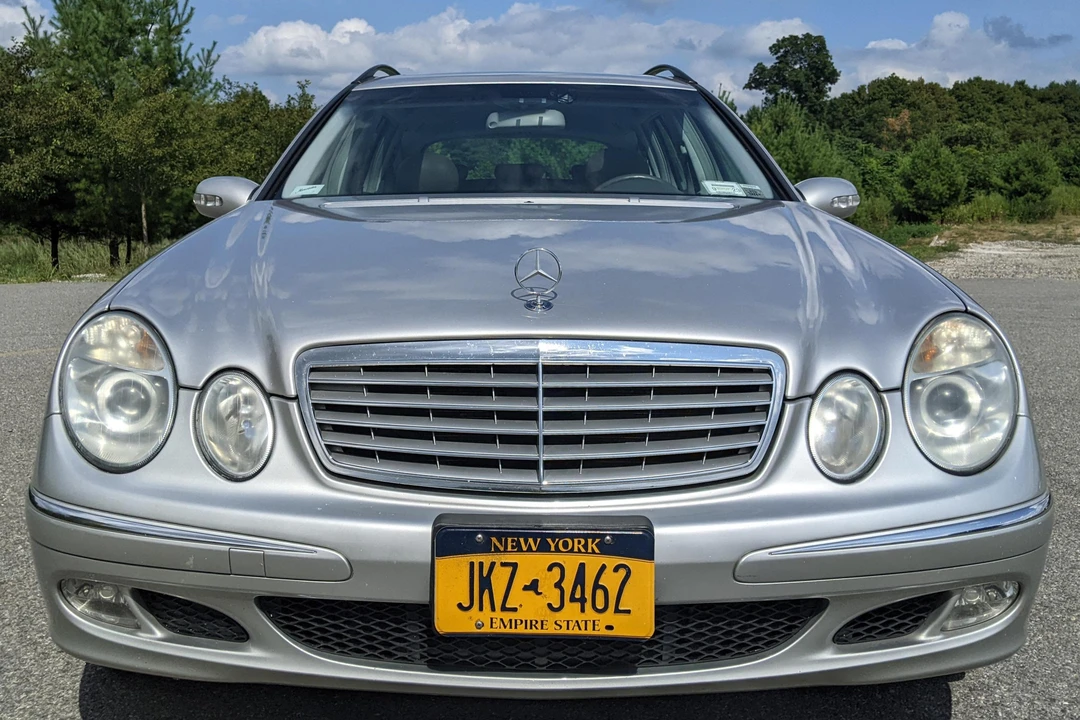 2005 Mercedes-Benz W211 E-Class - Image 2 of 31