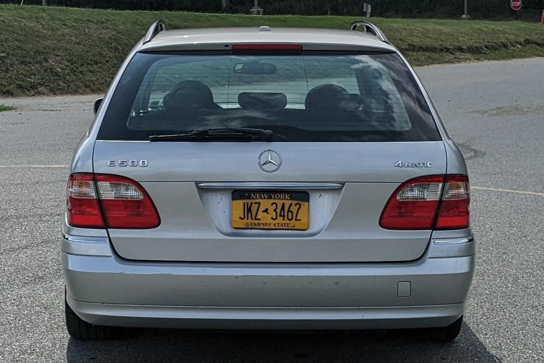 2005 Mercedes-Benz W211 E-Class - Image 11 of 31