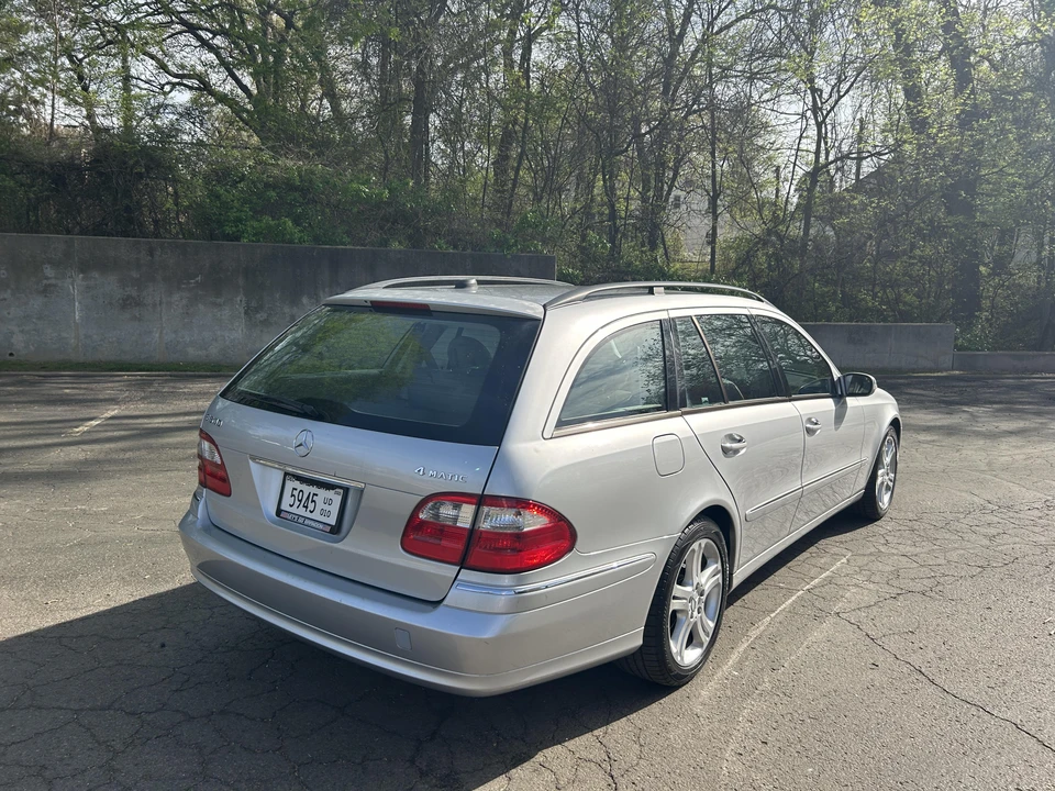 2005 Mercedes-Benz W211 E-Class - Image 13 of 31