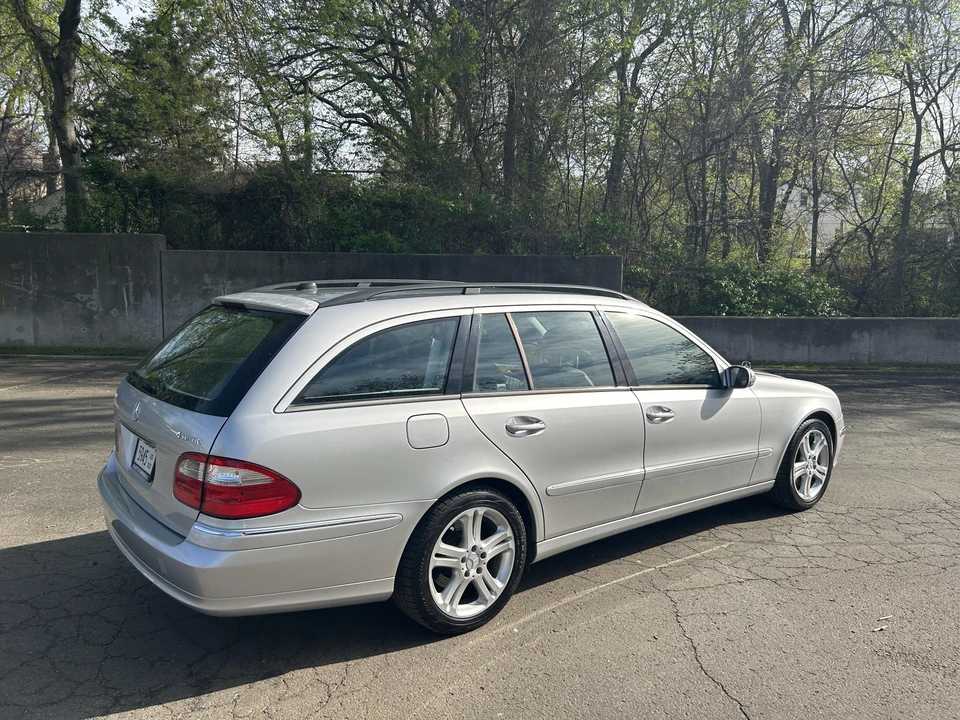 2005 Mercedes-Benz W211 E-Class - Image 15 of 31