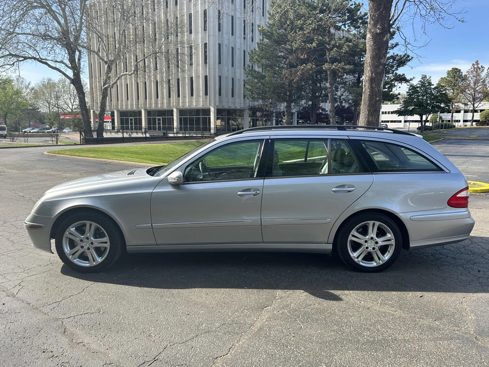 2005 Mercedes-Benz W211 E-Class - Image 11 of 31