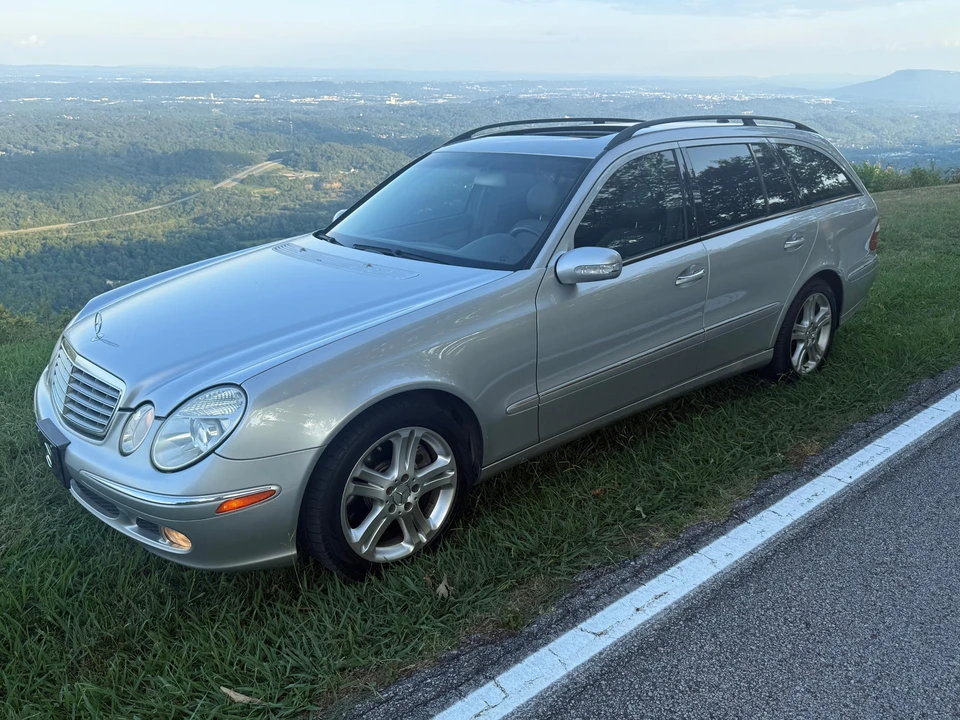 2005 Mercedes-Benz W211 E-Class - Image 13 of 31