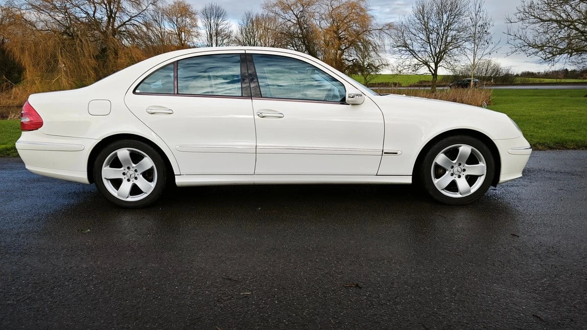 2005 Mercedes-Benz E-Class - Image 13 of 30