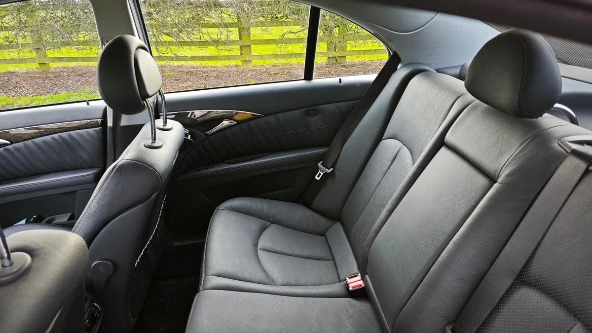 2005 Mercedes-Benz E-Class - Image 14 of 30