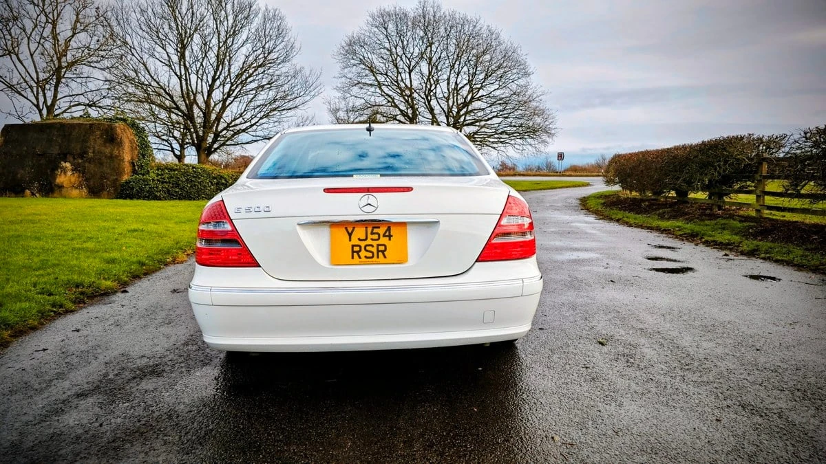 2005 Mercedes-Benz E-Class - Image 11 of 30