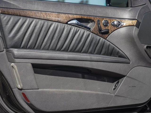 2005 Mercedes-Benz W211 E-Class - Image 27 of 31