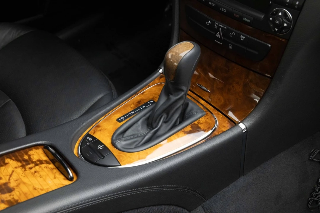 2005 Mercedes-Benz W211 E-Class - Image 14 of 31